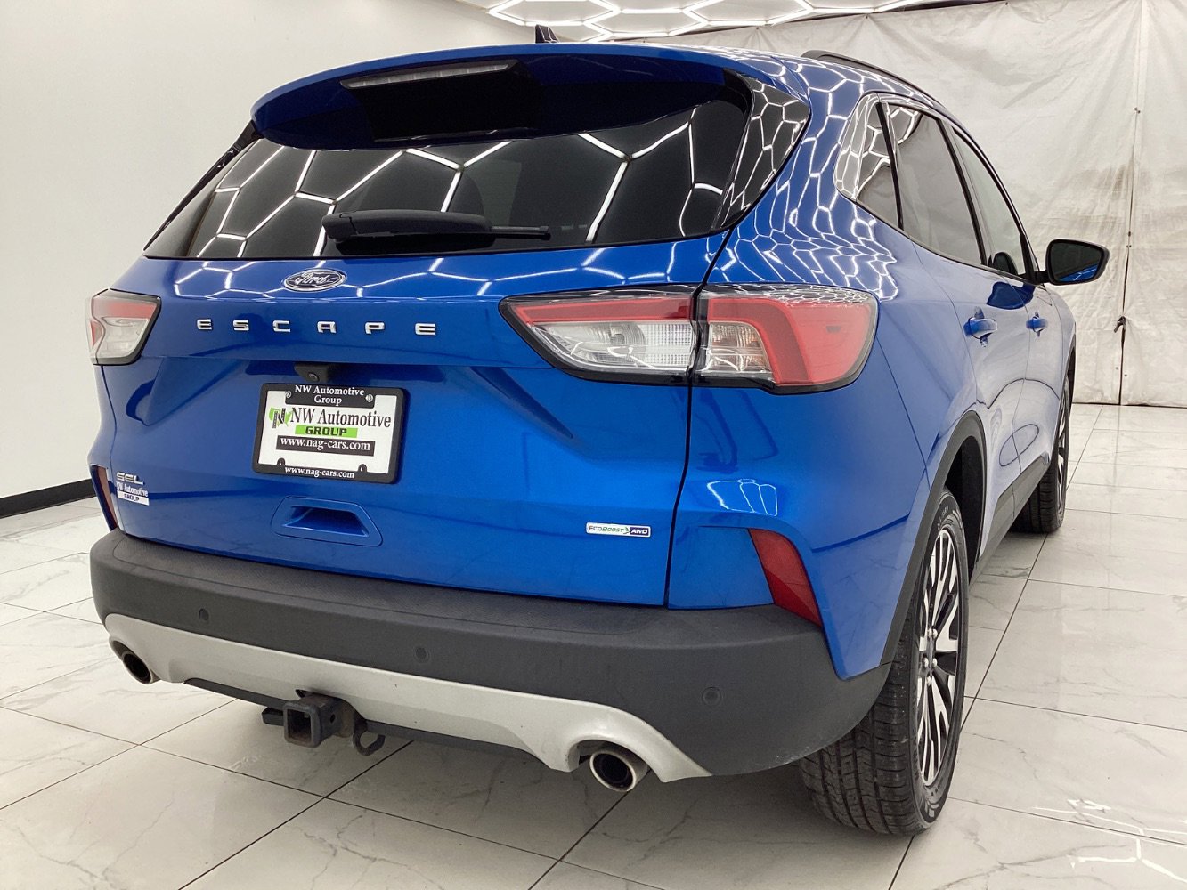 Used 2020 Ford Escape SEL image 9