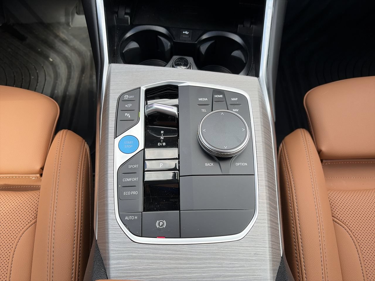 Used 2026 BMW i4 eDrive40 w/ Premium Package RWD image 28