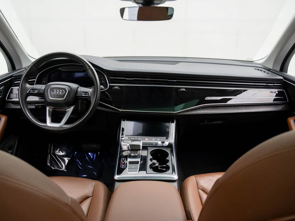 Used 2023 Audi Q7 3.0T Premium image 16