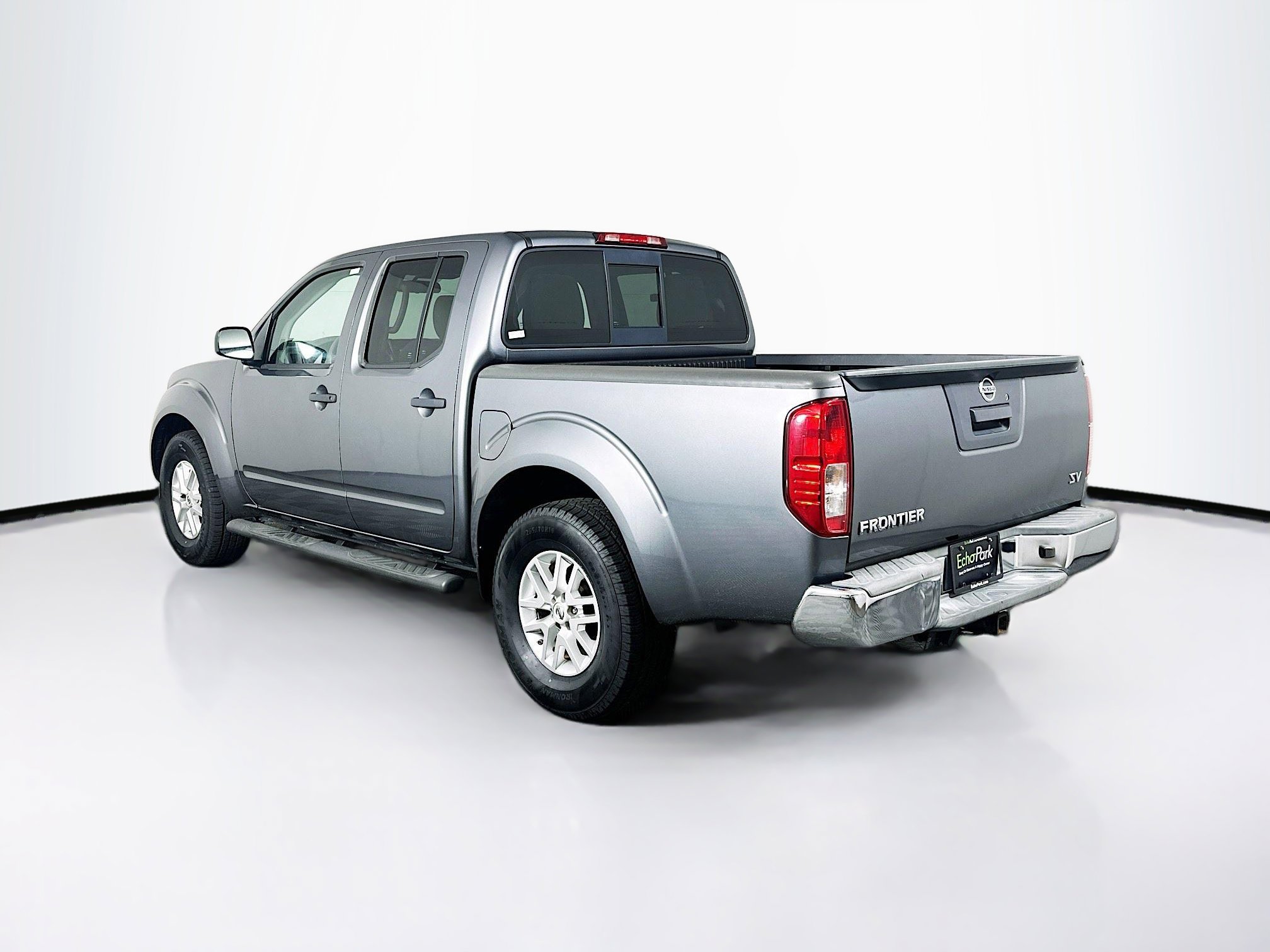 Used 2019 Nissan Frontier SV image 5