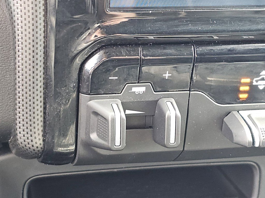 Used 2022 RAM 1500 Limited w/ Body-Colour Bumper Group AWD/4WD image 11