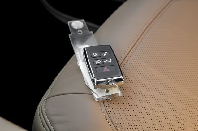 New 2026 Land Rover Defender 110 S AWD/4WD image 61