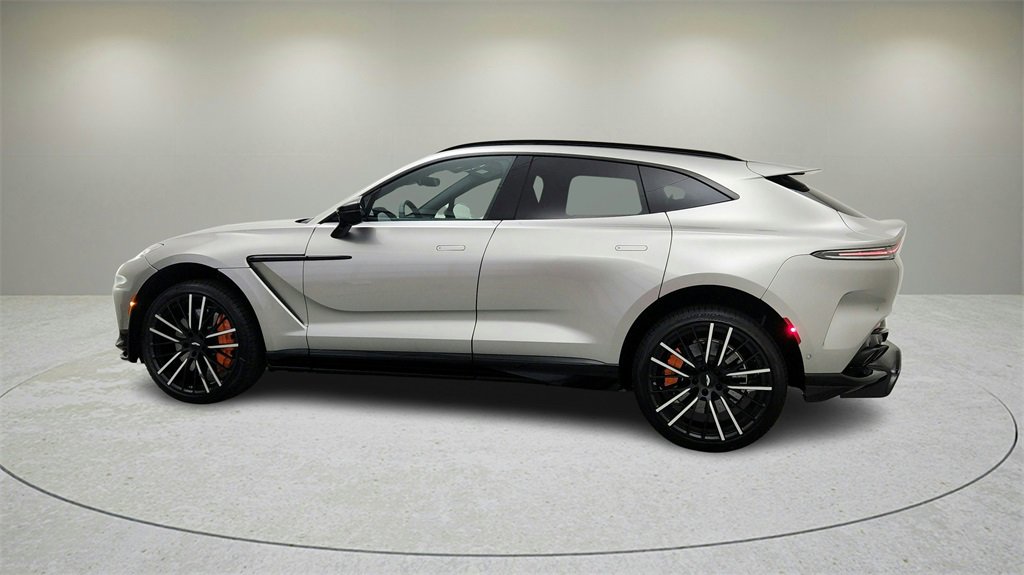 New 2025 Aston Martin DBX 707 image 4