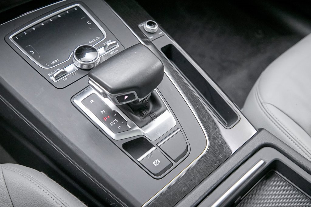 Used 2018 Audi Q5 2.0T Premium Plus w/ Premium Plus Package image 18
