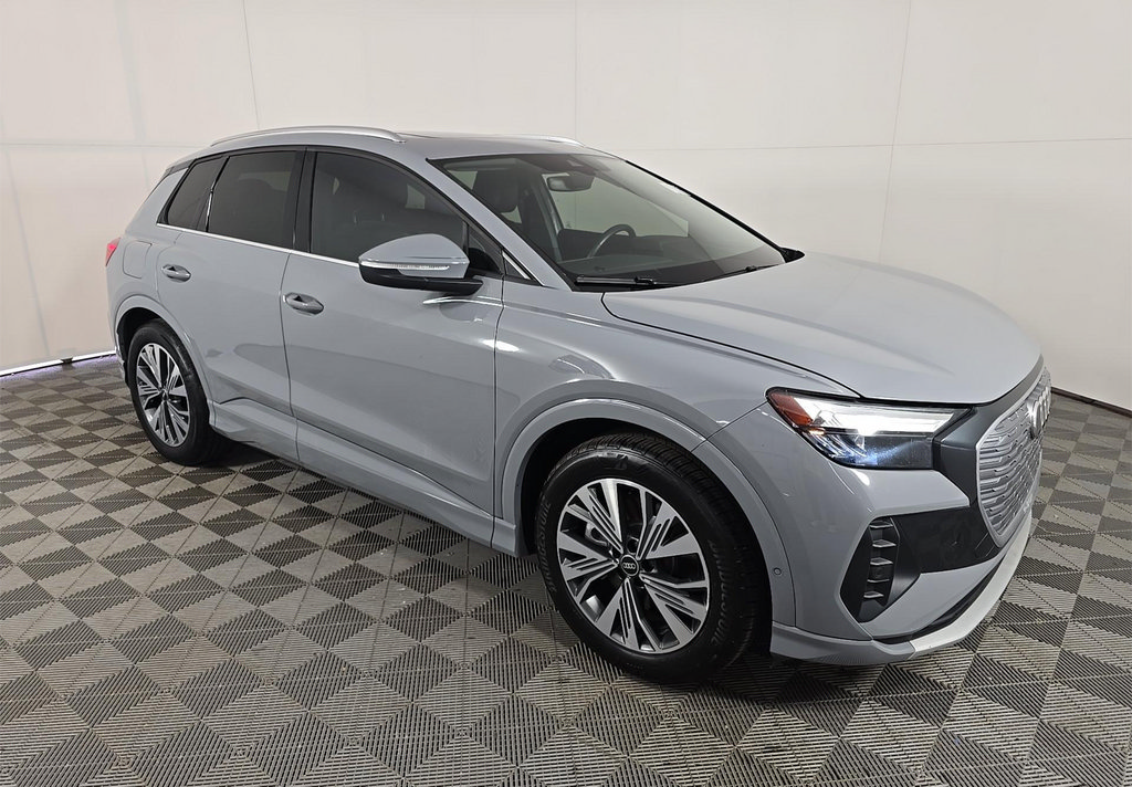 Used 2023 Audi Q4 e-tron Premium Plus w/ Premium Plus RWD image 2
