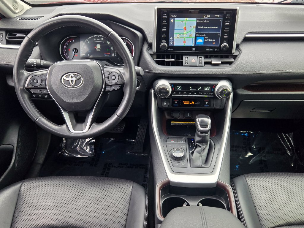 Used 2020 Toyota RAV4 Limited AWD/4WD image 29