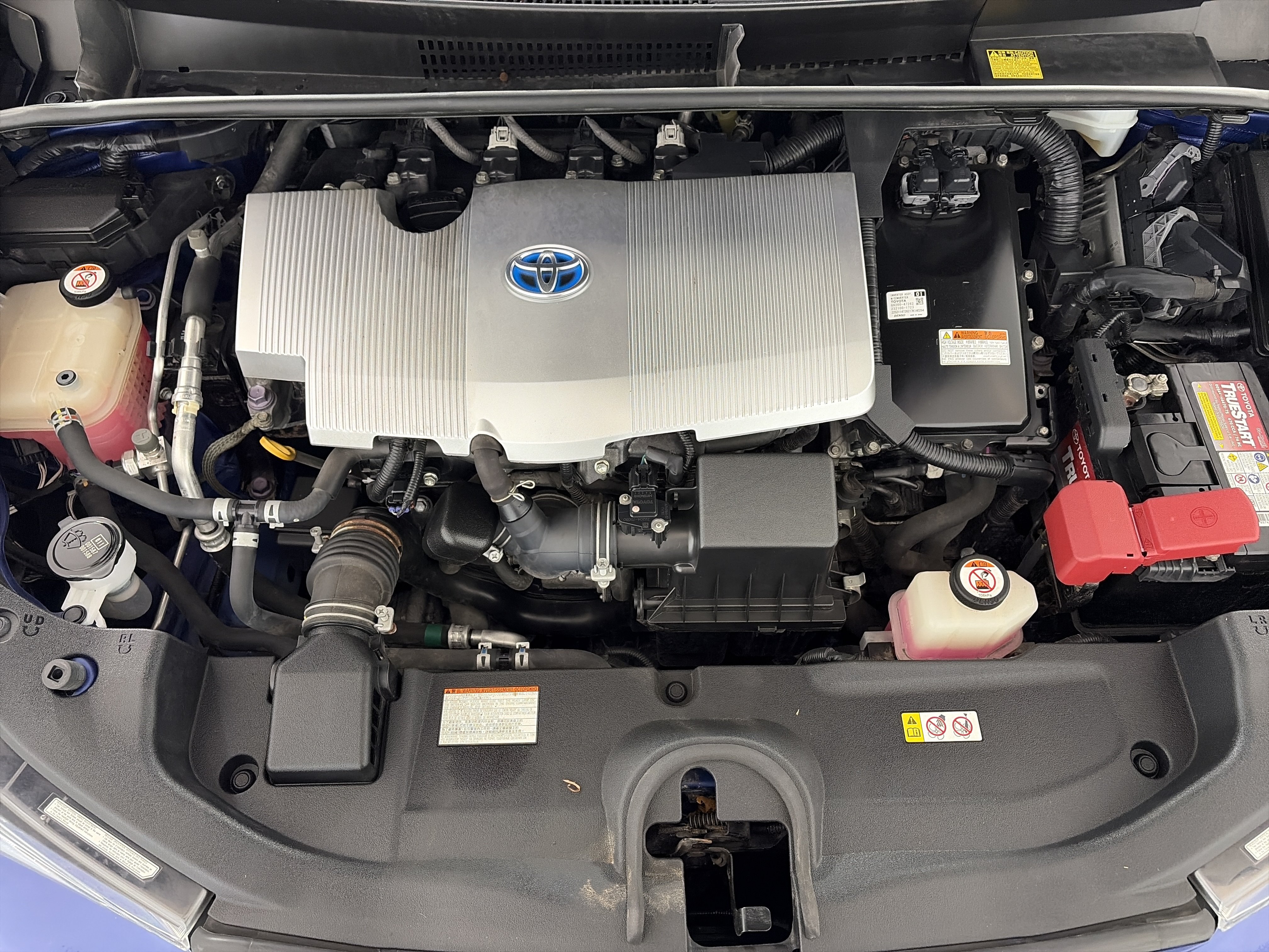 Used 2018 Toyota Prius Four Touring FWD image 11