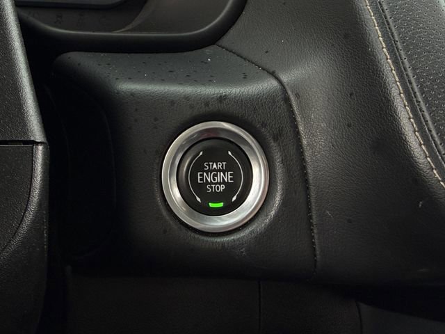 Used 2023 Chevrolet Suburban Premier image 20