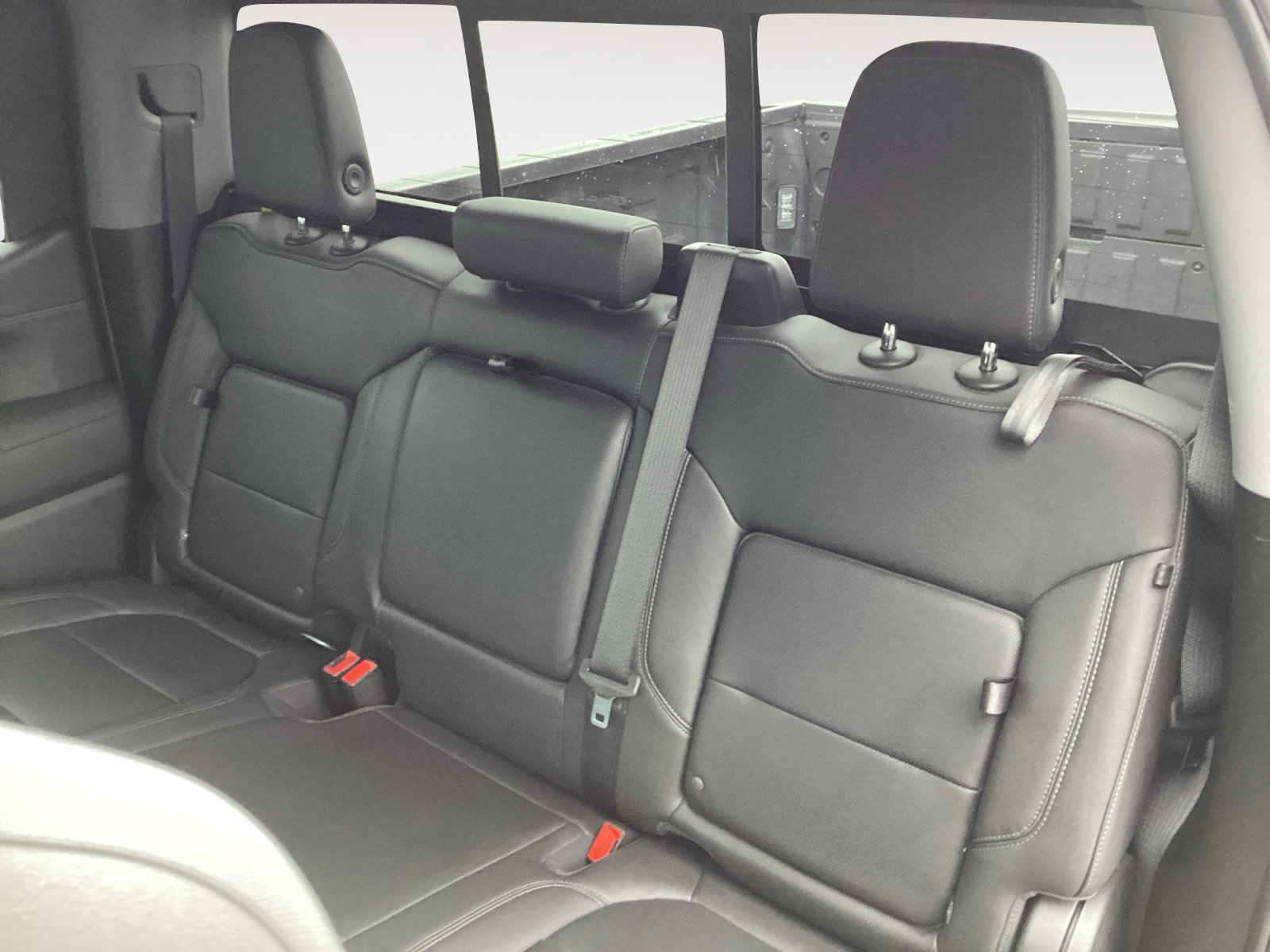 Used 2022 Chevrolet Silverado 1500 LTZ w/ LTZ Premium Package image 13