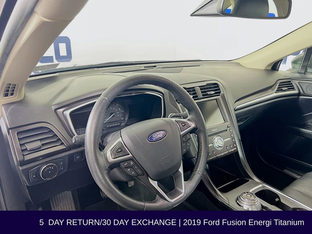 Used 2019 Ford Fusion Energi Titanium image 11