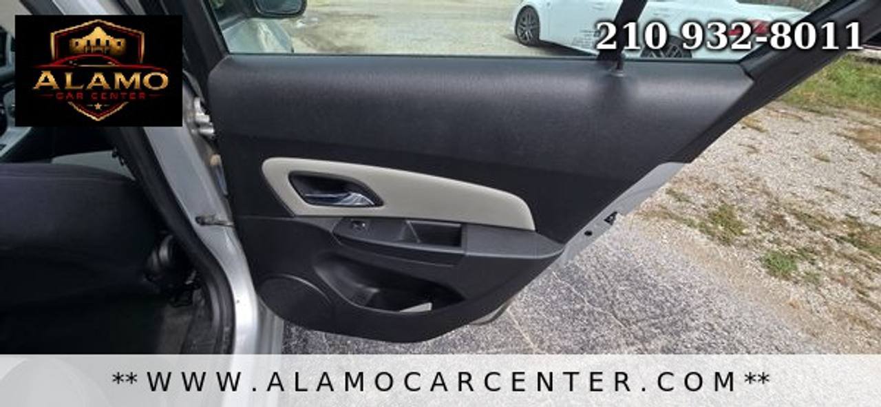 Used 2014 Chevrolet Cruze LS FWD image 22