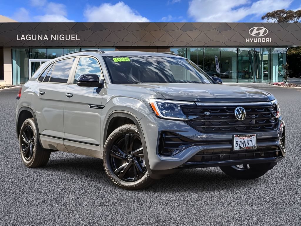 Used 2025 Volkswagen Atlas Cross Sport SEL R-Line AWD/4WD video 1