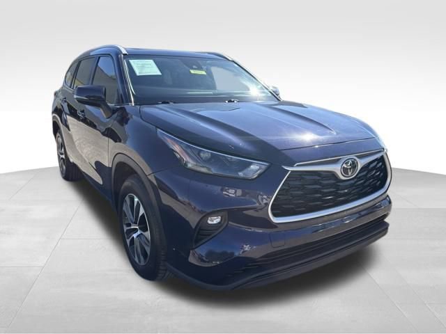 Used 2023 Toyota Highlander L