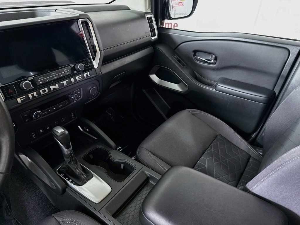Certified 2025 Nissan Frontier SV w/ SV Convenience Package AWD/4WD image 27
