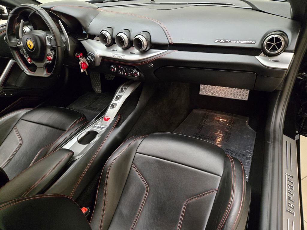 Used 2015 Ferrari F12 Berlinetta image 23