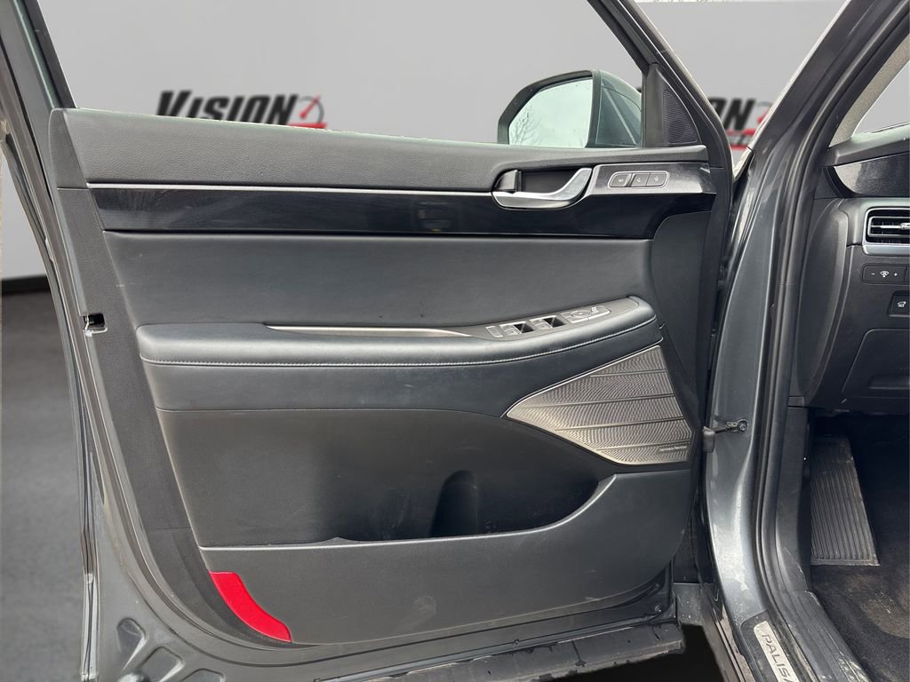 Used 2021 Hyundai Palisade Limited image 22