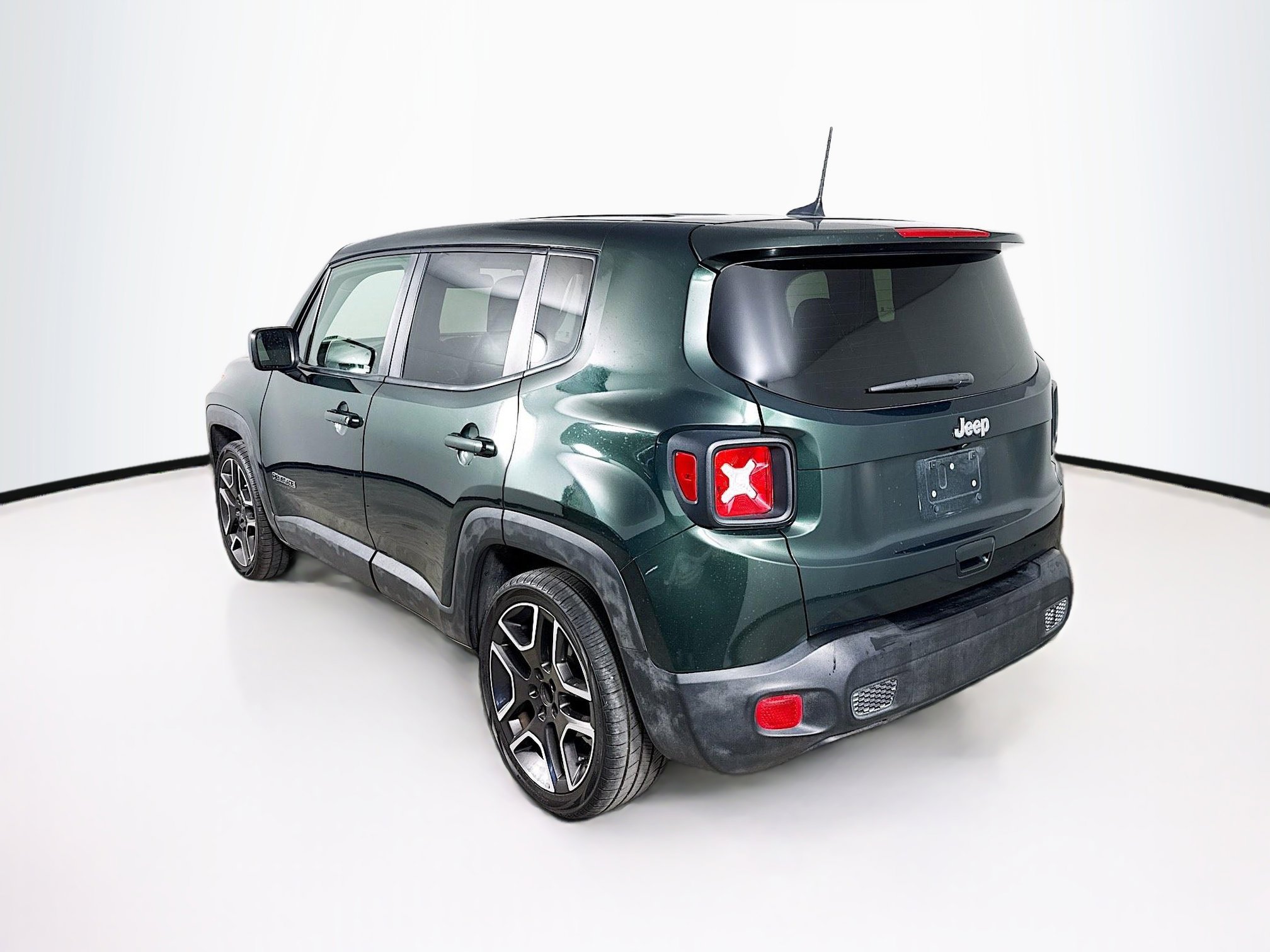 Used 2021 Jeep Renegade Sport image 29