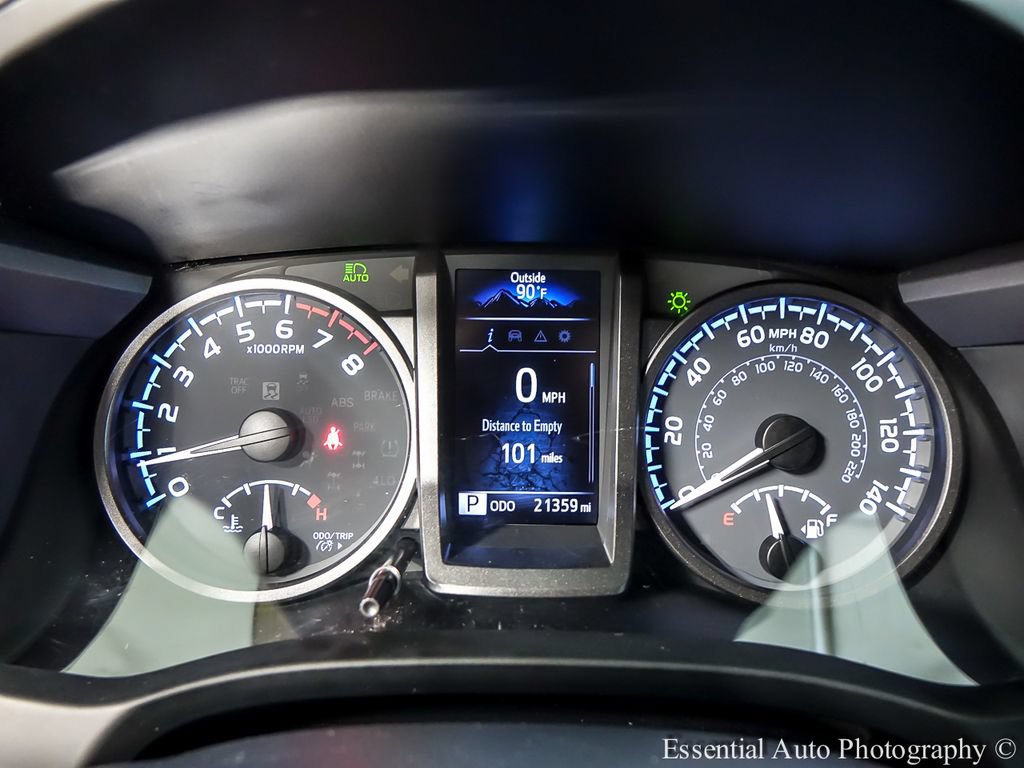 Used 2023 Toyota Tacoma TRD Sport AWD/4WD image 14