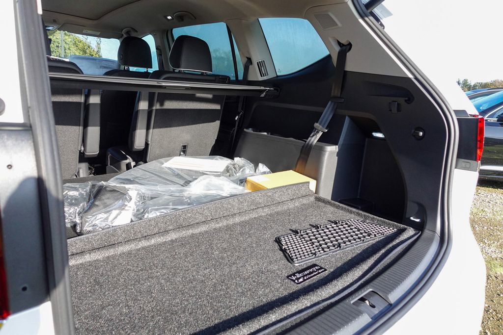 New 2026 Volkswagen Atlas SEL Premium R-Line image 29