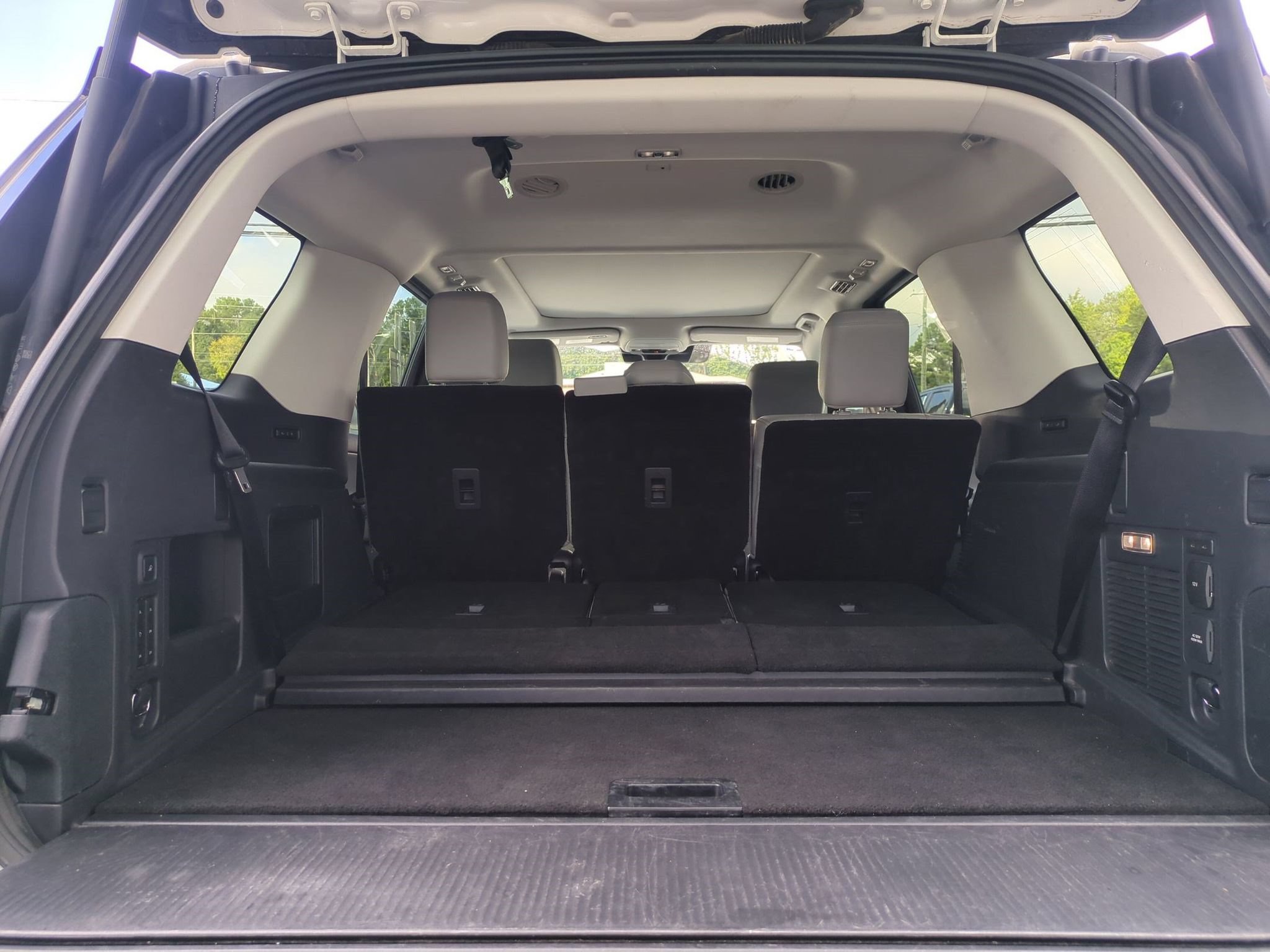 Certified 2025 Ford Expedition Active AWD/4WD image 7