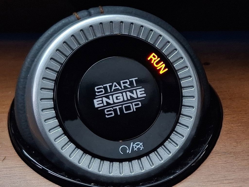 Used 2024 Jeep Grand Wagoneer Series III w/ Rear Seat Video Group 1 image 26