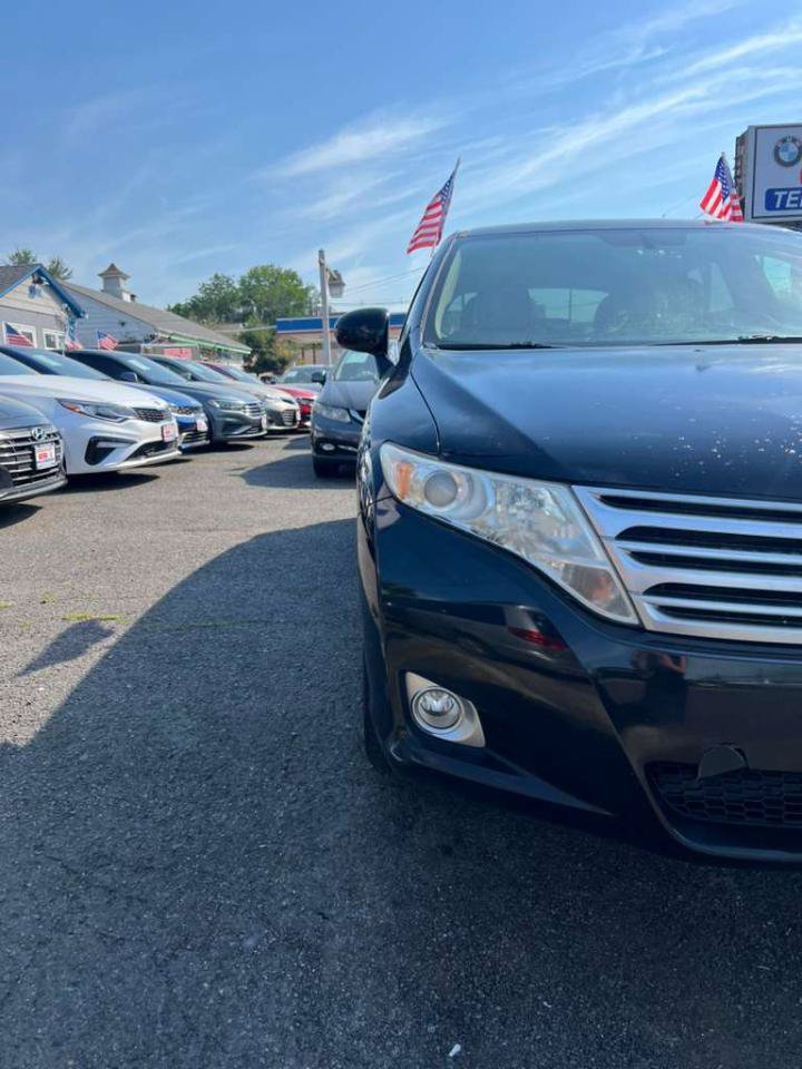 Used 2010 Toyota Venza AWD image 2