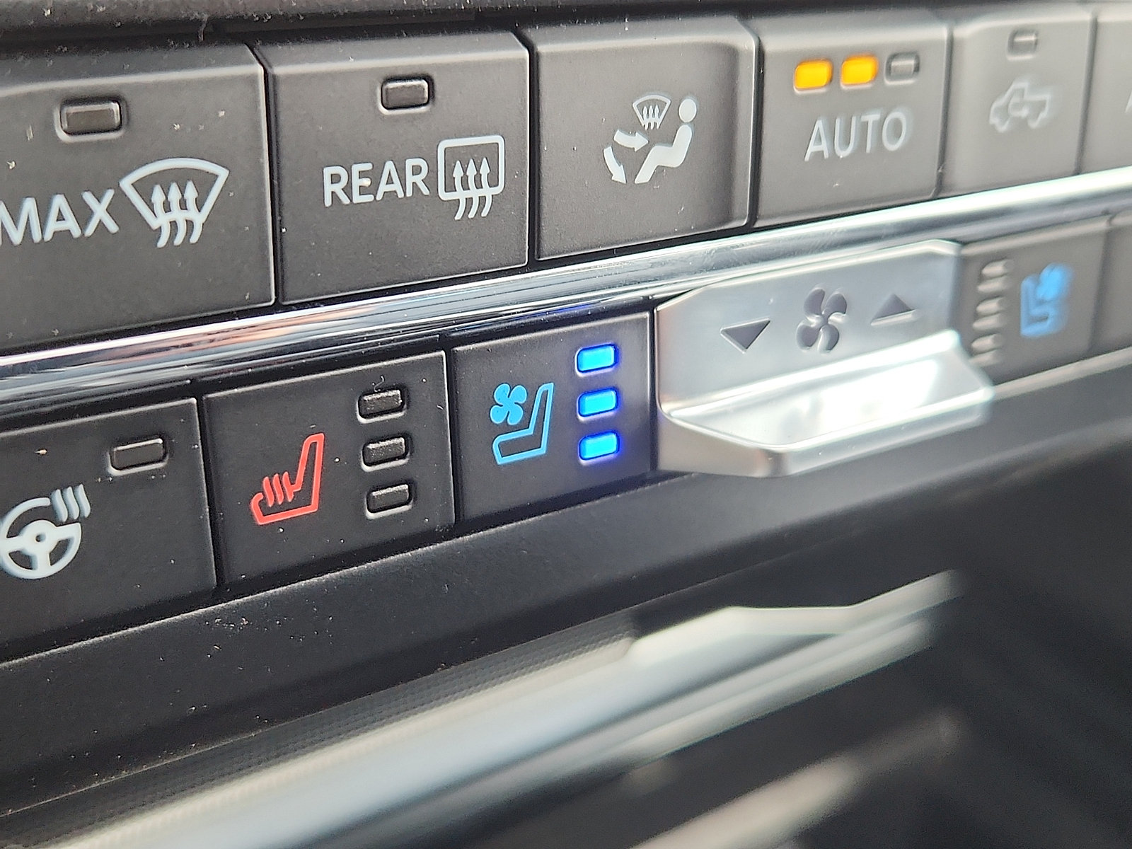 New 2026 Ford F350 Platinum AWD/4WD image 17