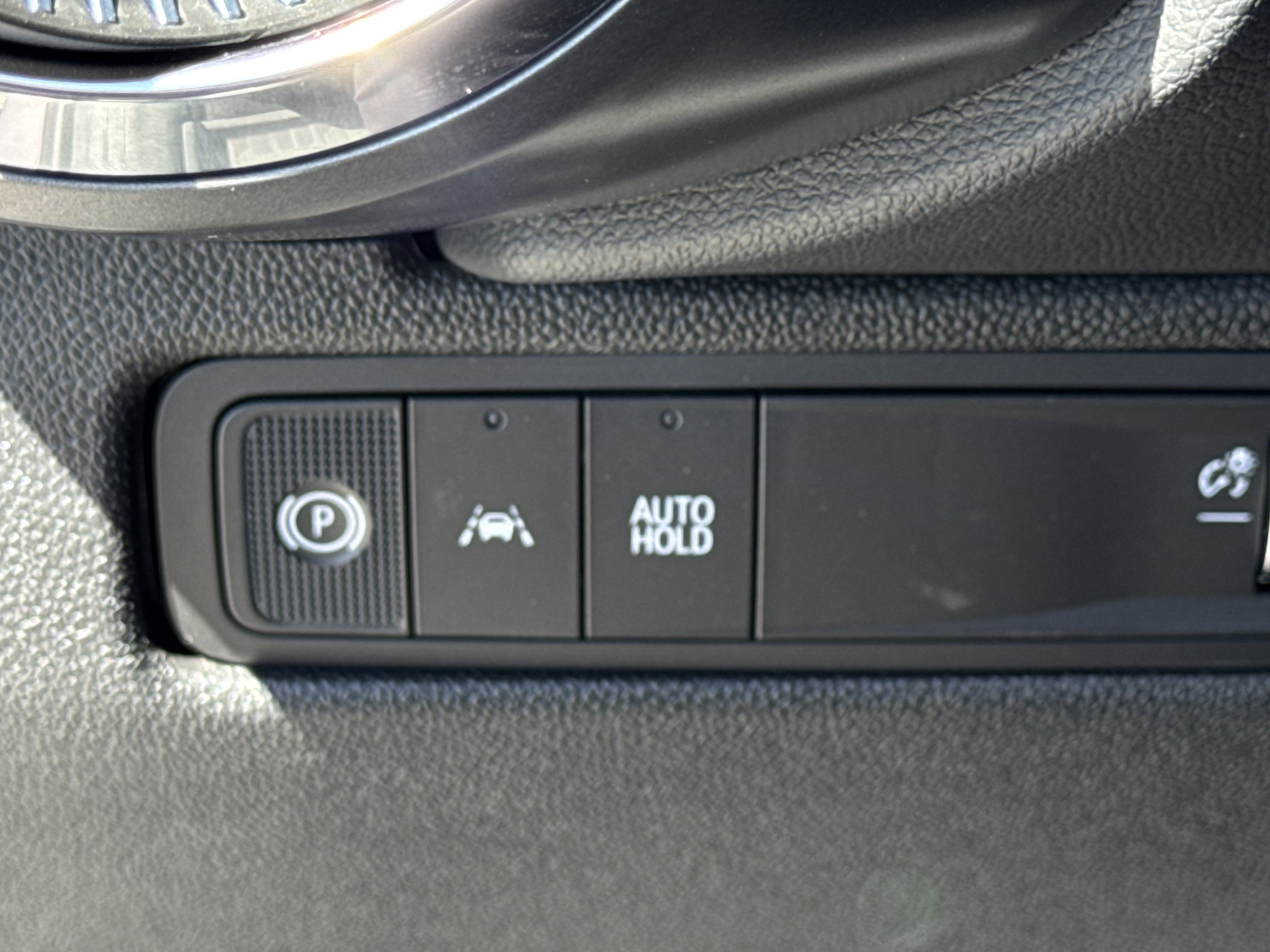 Used 2026 Chevrolet Equinox EV LT FWD image 21
