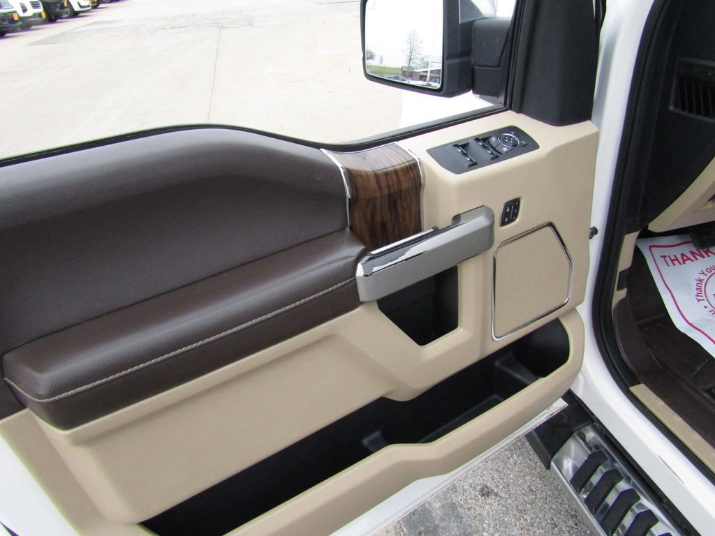 Used 2019 Ford F150 Lariat image 23