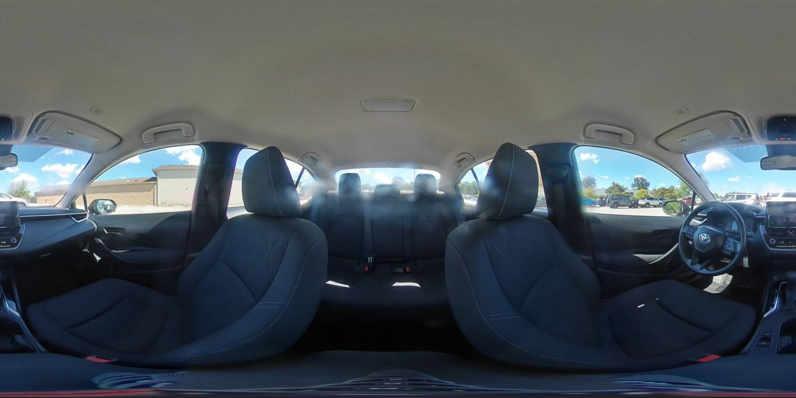 Used 2025 Toyota Corolla LE FWD image 41