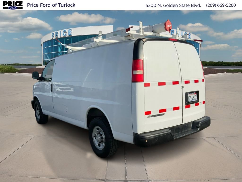 Used 2018 Chevrolet Express 2500 image 7