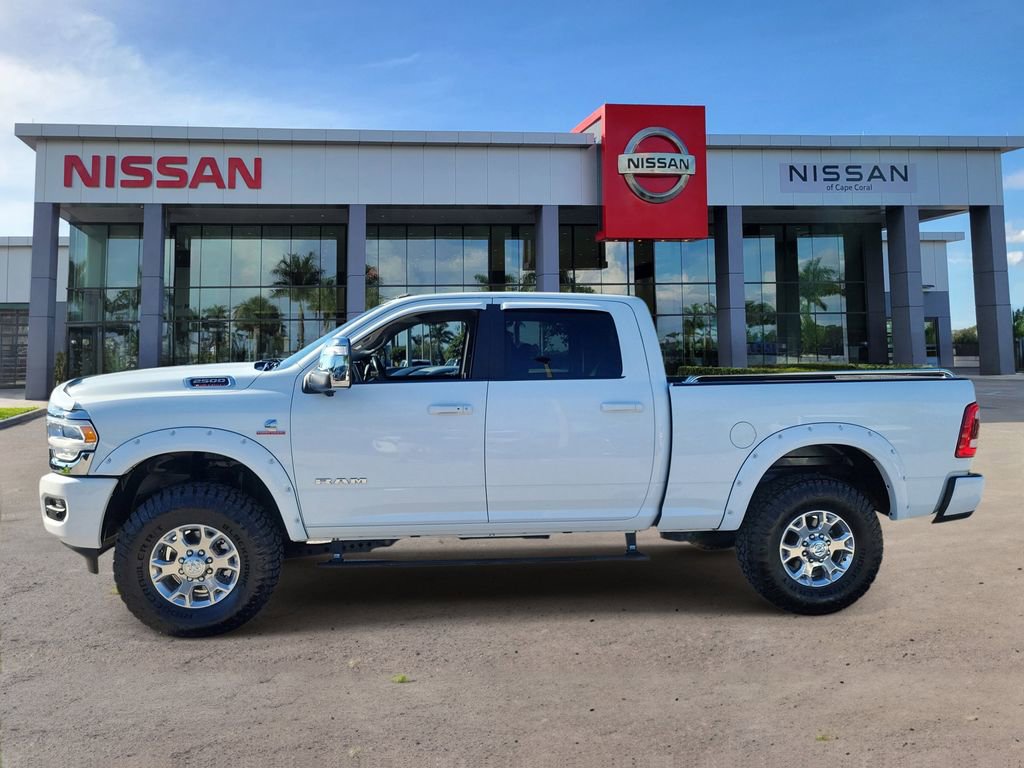 Used 2024 RAM 2500 Laramie w/ Towing Technology Group image 7