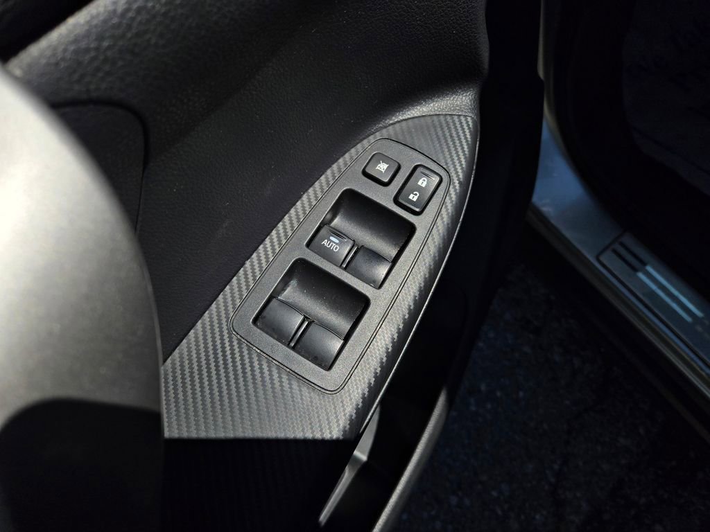 Used 2020 Mitsubishi Eclipse Cross ES FWD image 13