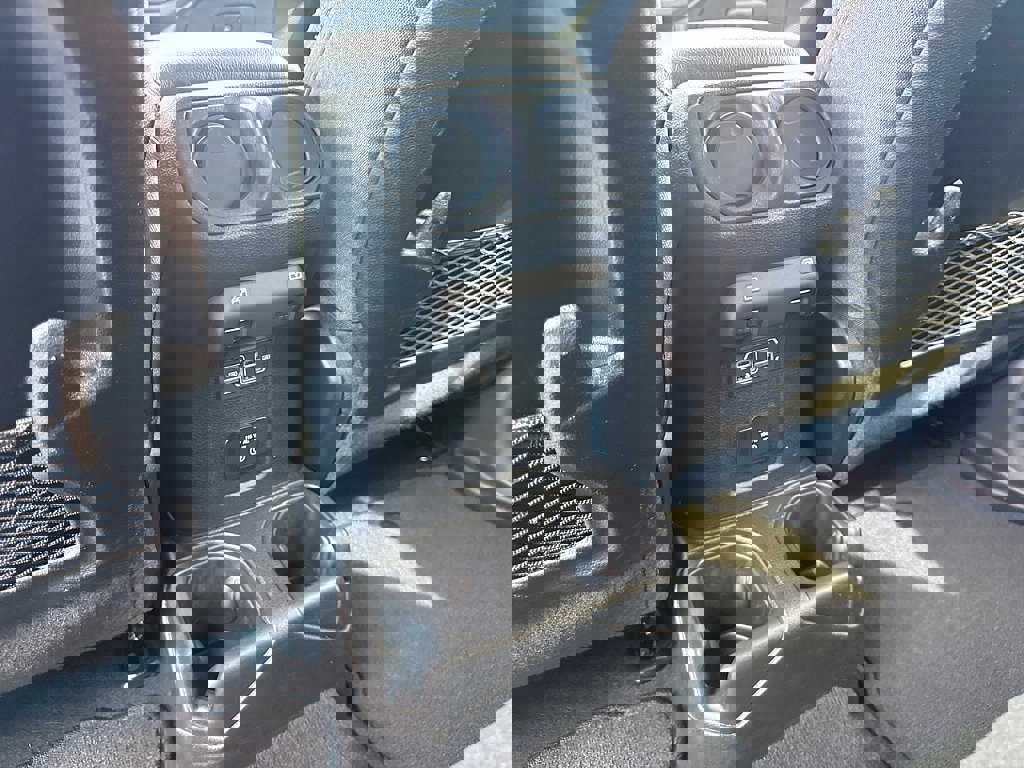 Used 2025 Jeep Wrangler Unlimited Rubicon image 10