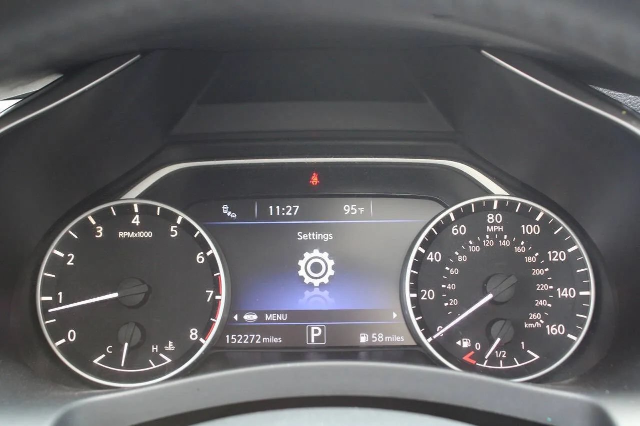 Used 2017 Nissan Murano SL w/ SL Technology Package FWD image 18