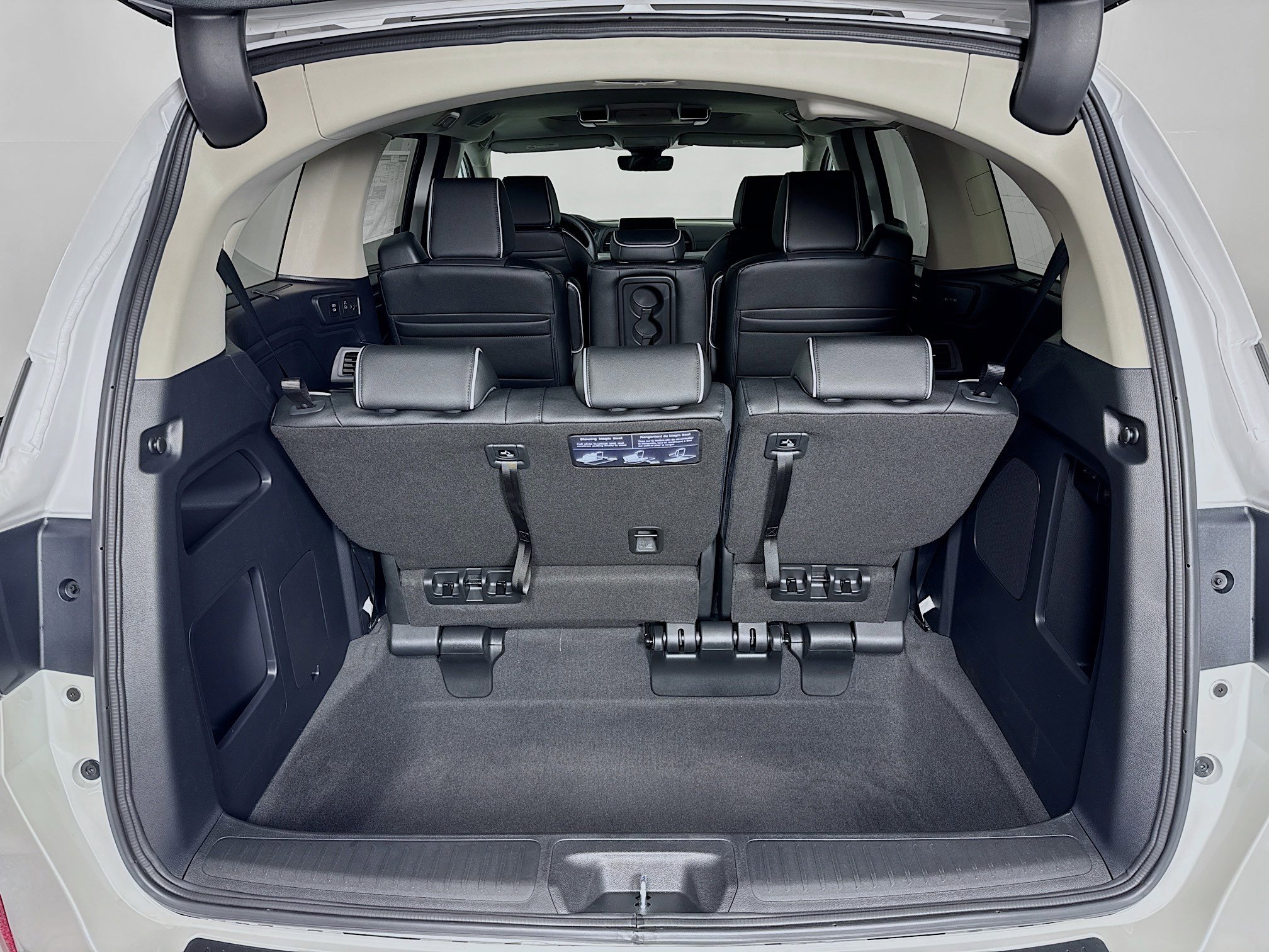 New 2026 Honda Odyssey Touring image 28