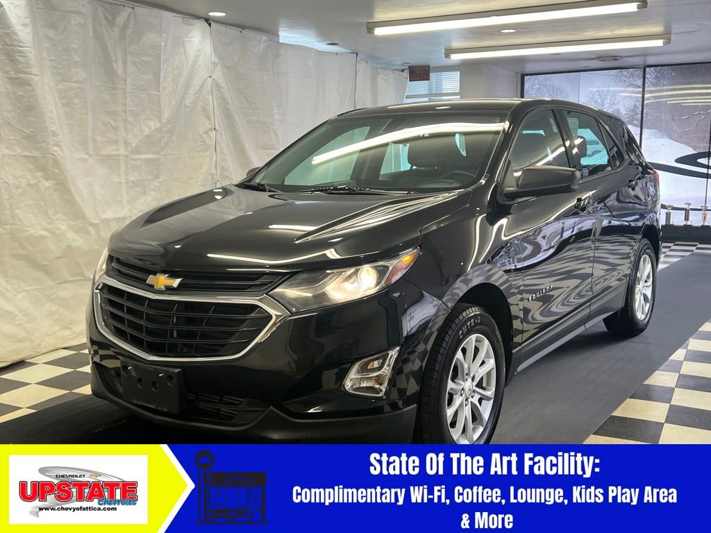 Used 2018 Chevrolet Equinox LS image 3