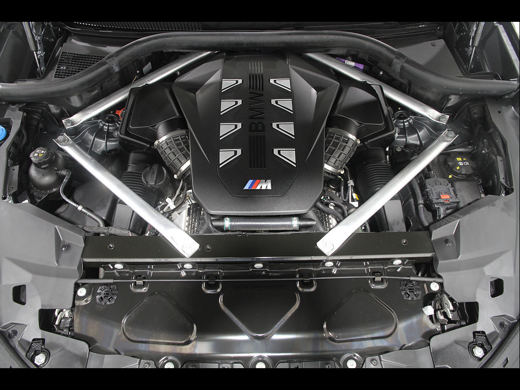 Used 2024 BMW X6 M60i w/ Climate Comfort Package AWD/4WD image 21