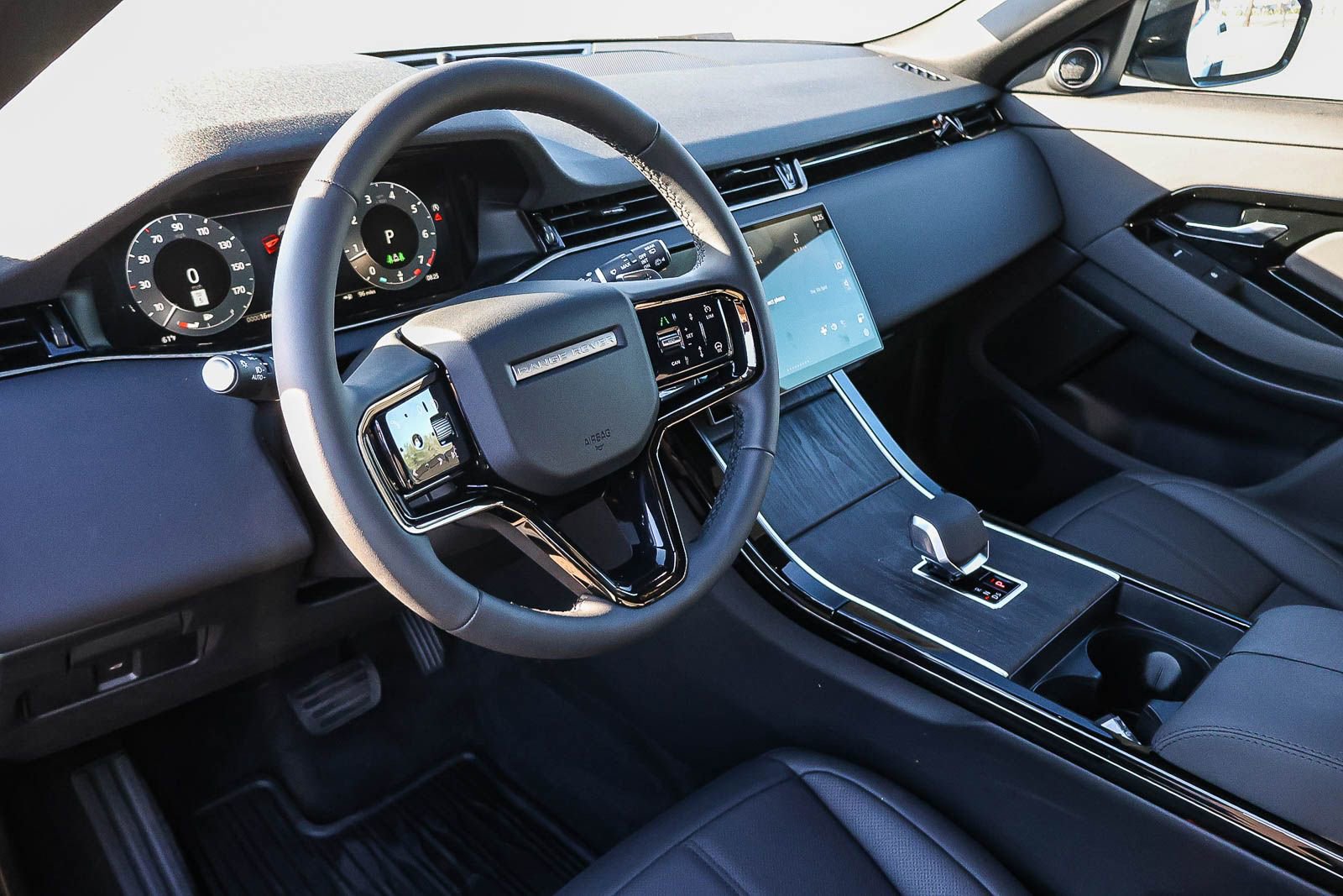 New 2026 Land Rover Range Rover Evoque S image 27