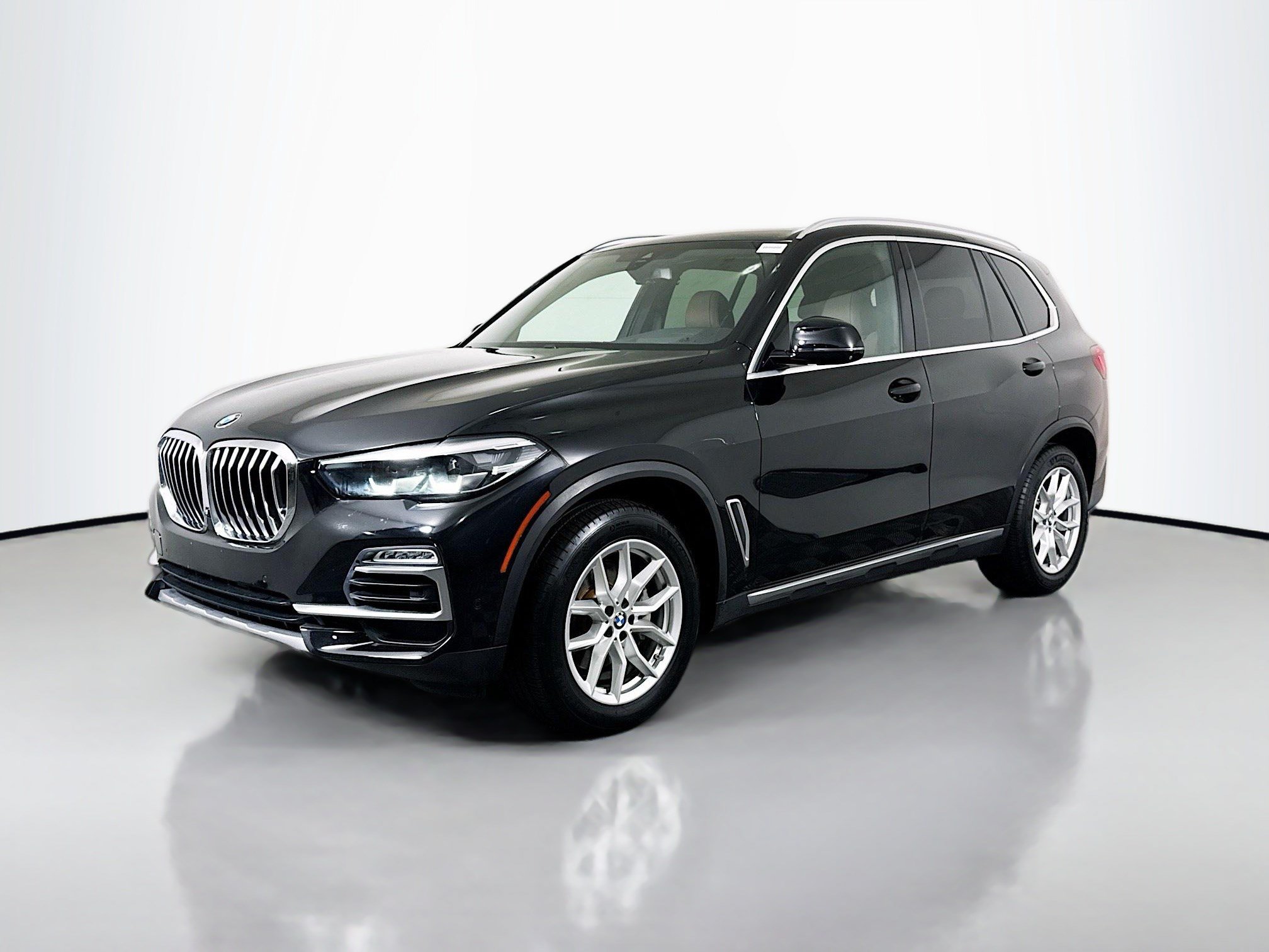 Used 2020 BMW X5 sDrive40i w/ Premium Package RWD image 4