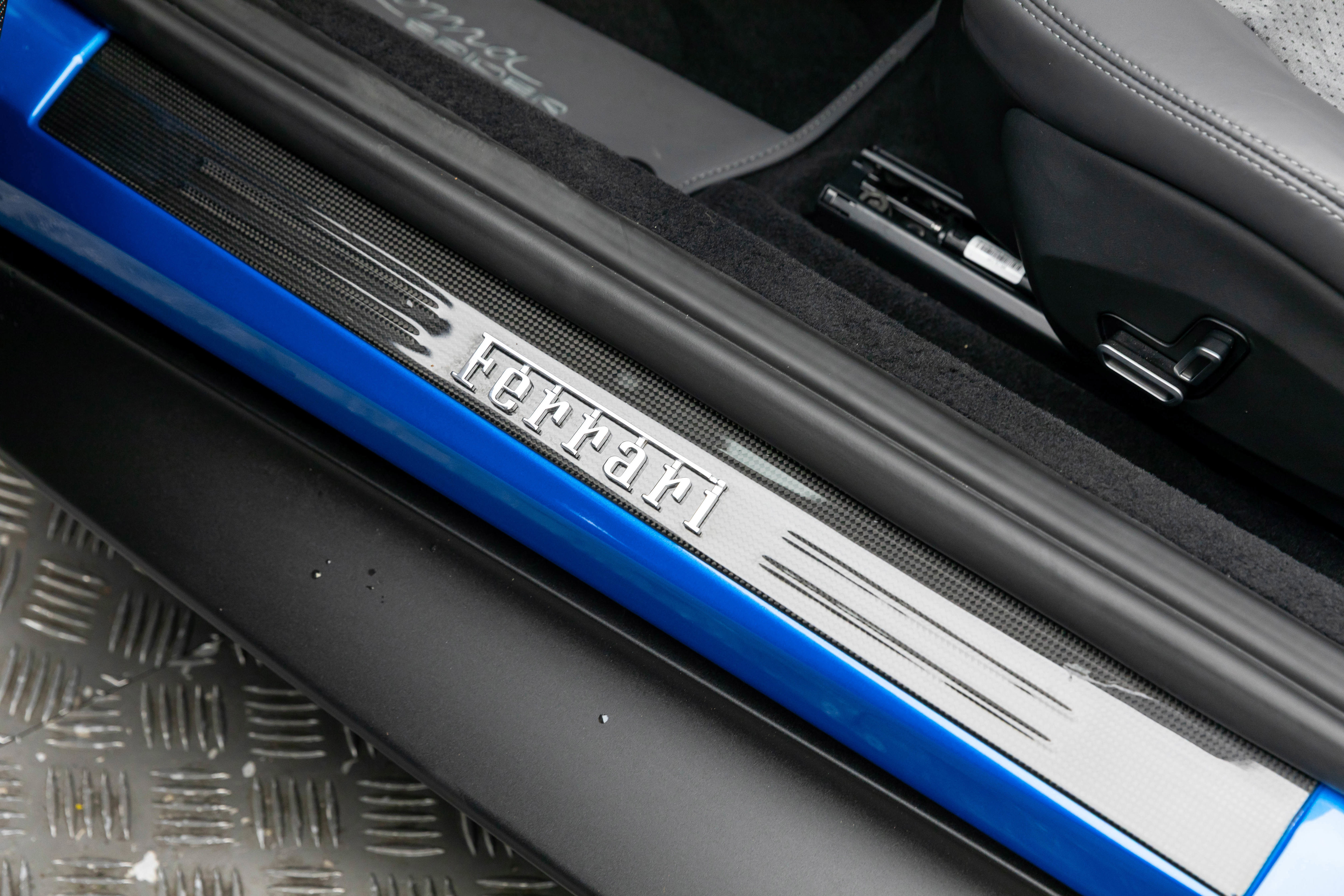 Certified 2025 Ferrari Roma Spider image 38