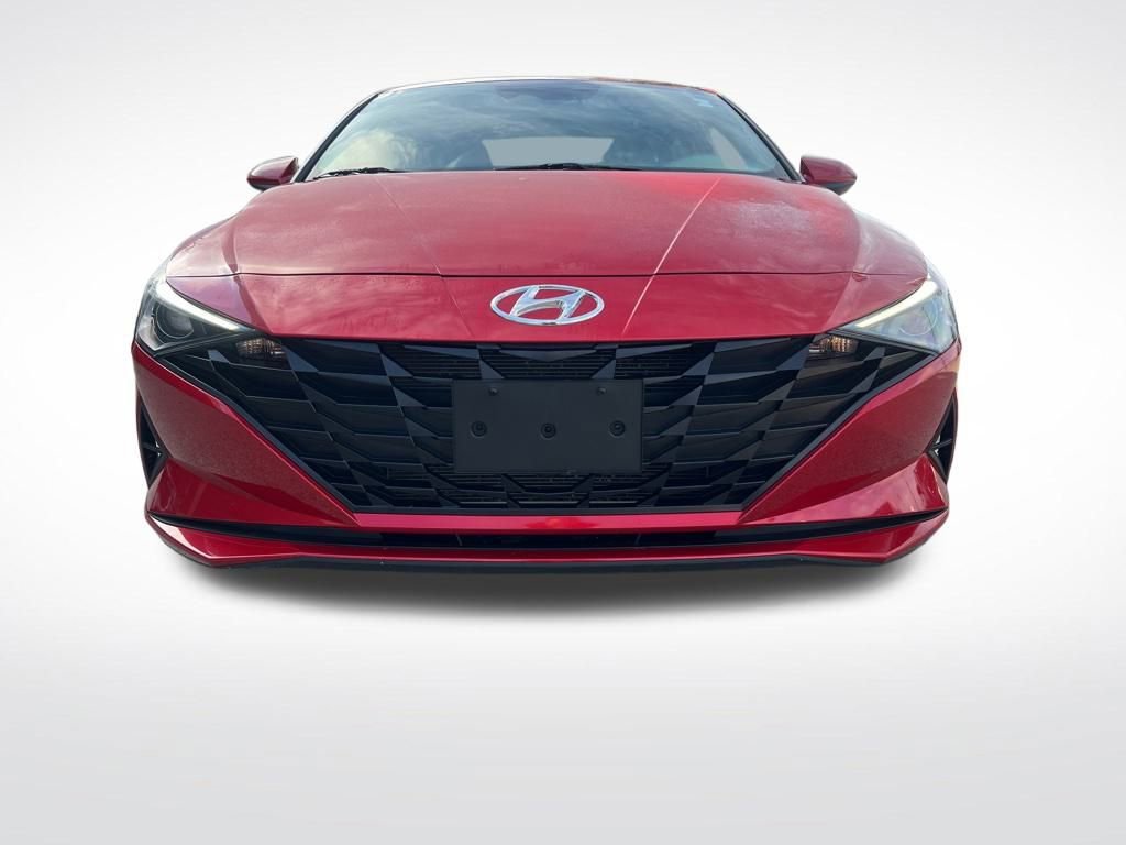Used 2023 Hyundai Elantra SEL w/ Cargo Package image 3