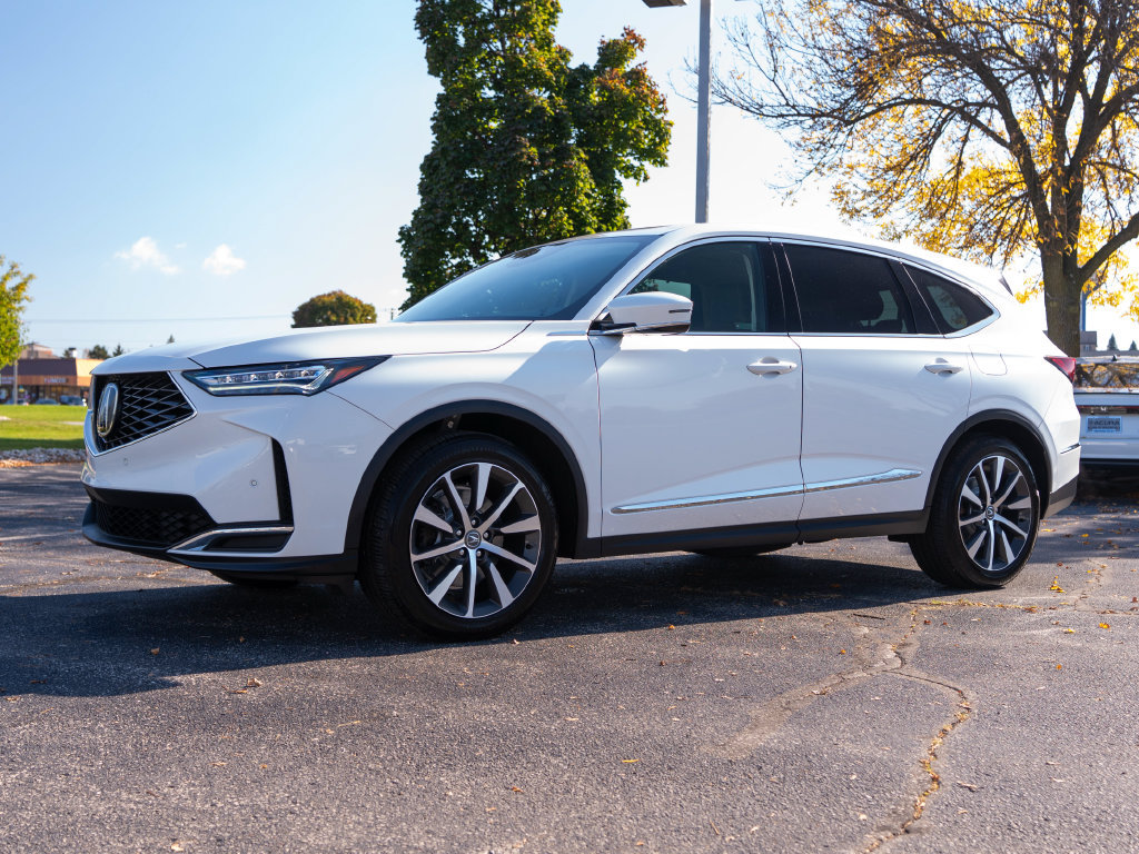 Certified 2025 Acura MDX w/ Technology Package AWD/4WD image 6