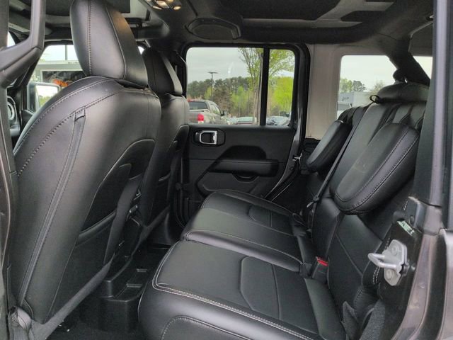 Certified 2022 Jeep Wrangler Unlimited Sahara w/ Cold Weather Group image 16