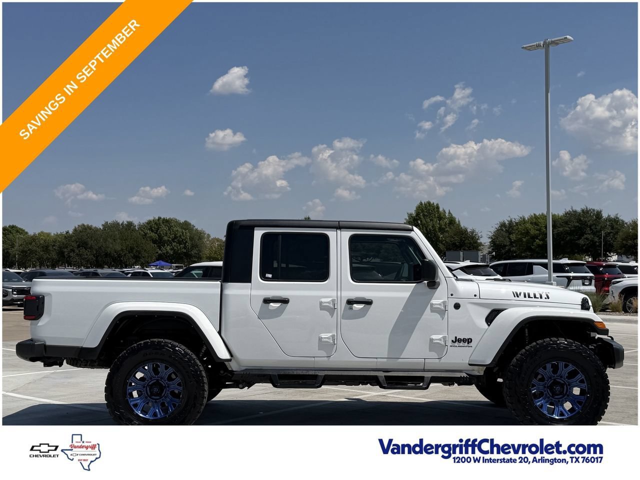 Used 2024 Jeep Gladiator Sport AWD/4WD image 3