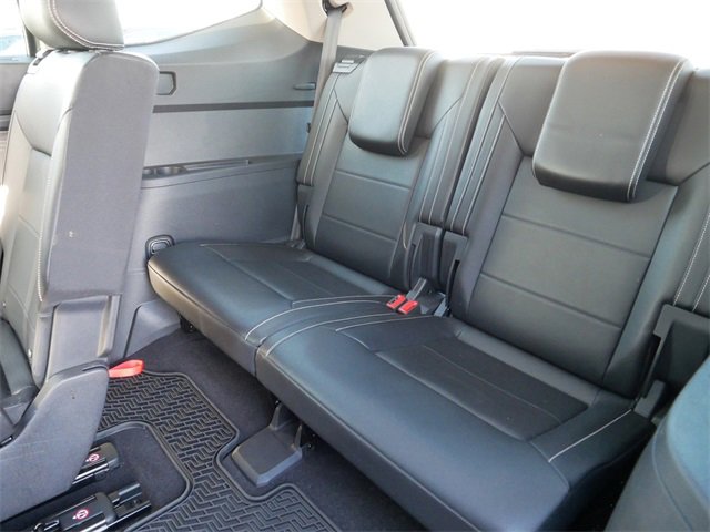 Used 2022 Volkswagen Atlas SE w/ Black Wheel Package image 17
