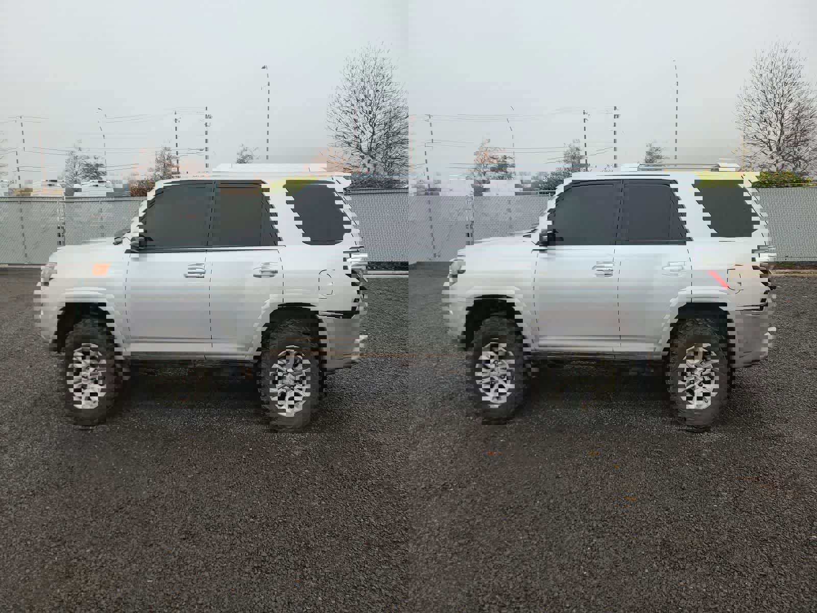 Used 2016 Toyota 4Runner SR5 image 2