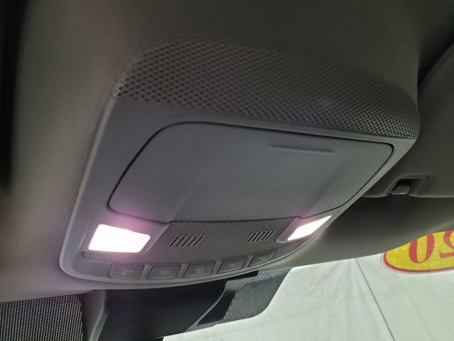 Used 2020 Ford F150 XLT image 35