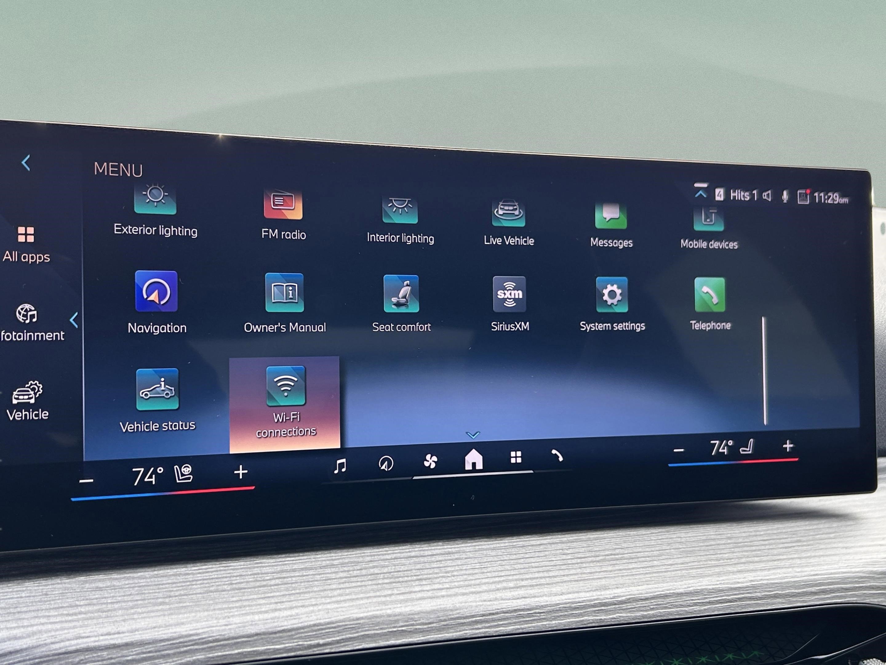 Used 2026 BMW 330i Sedan w/ Premium Package image 18