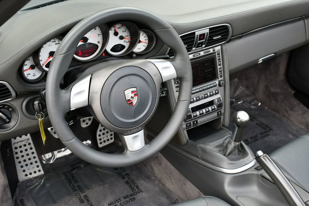 Used 2006 Porsche 911 Carrera 4S image 12